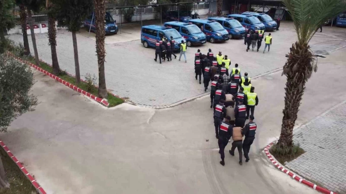 Muğla’da Dolandırıcılara Yönelik Sahte Alışveriş Sitesi Operasyonu: 10 Gözaltı
